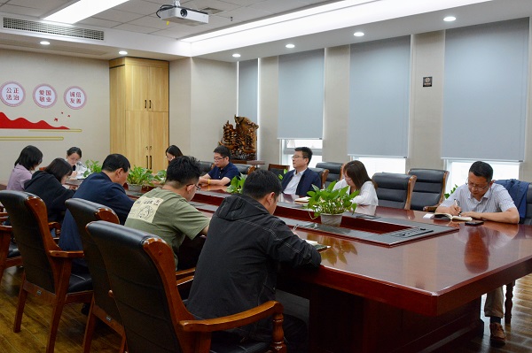 1662349477108259.jpg e9e46b5ee8cf39e031ac754b08976a7.jpg